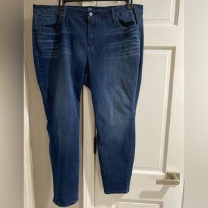 Crown and Ivy sz 22W High rise skinny jeans
